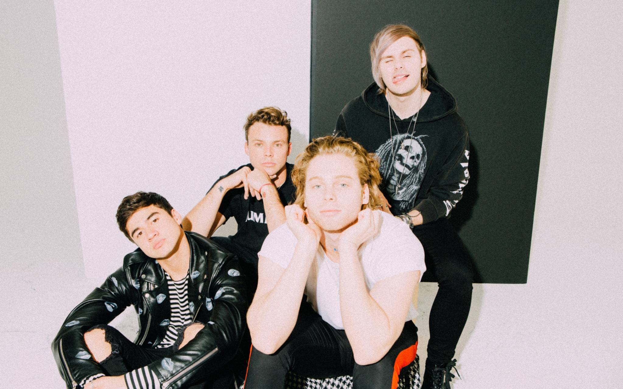 5 Seconds of Summer – TEARS!