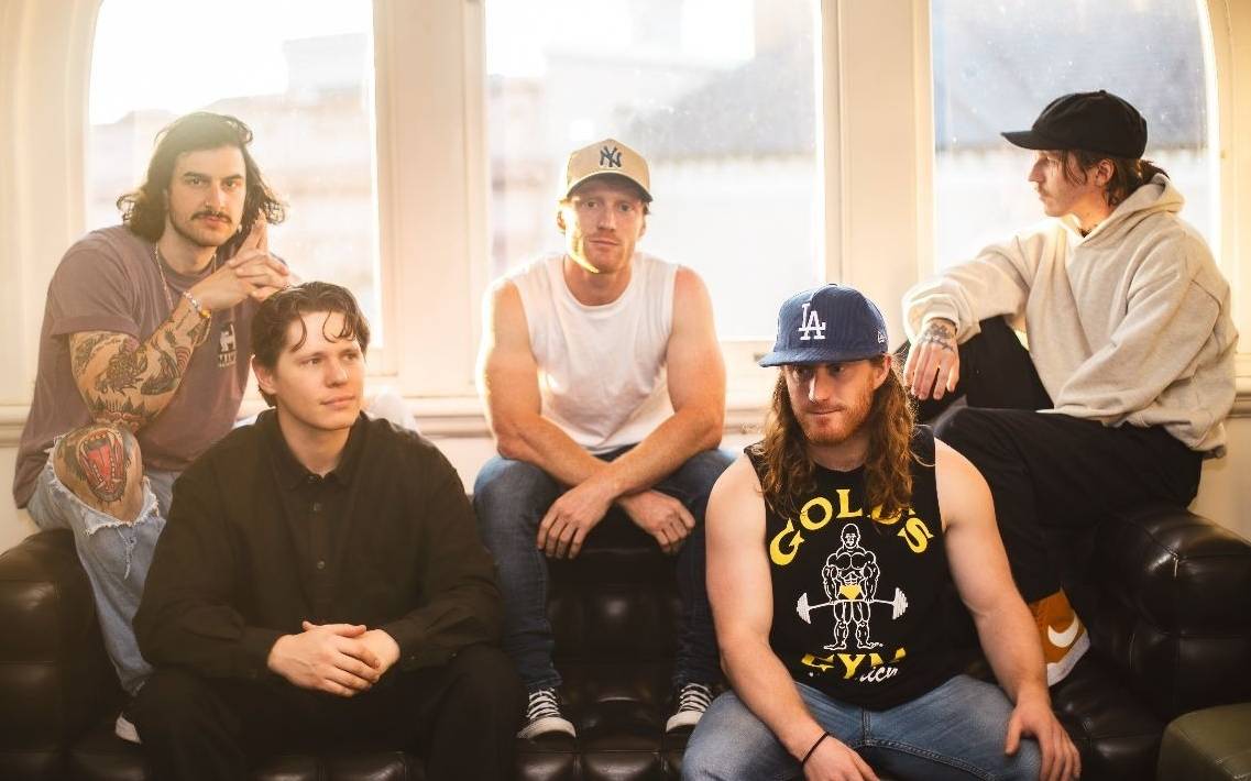 Between You & Me – YEAH!