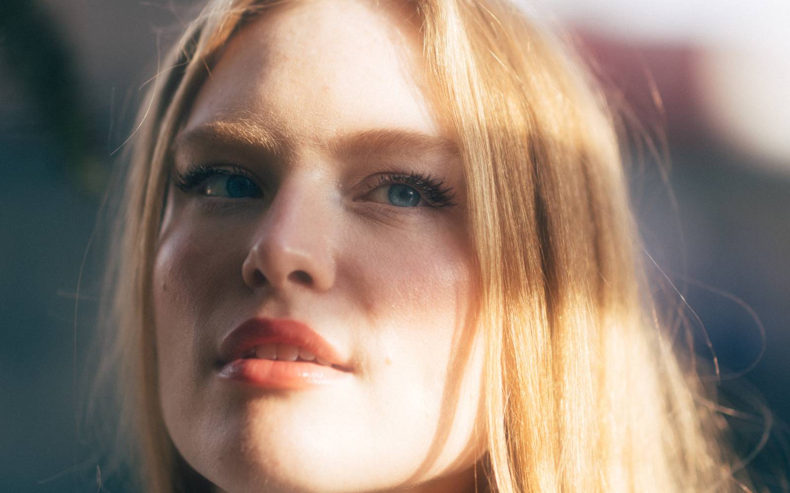 Freya Ridings – Weekends