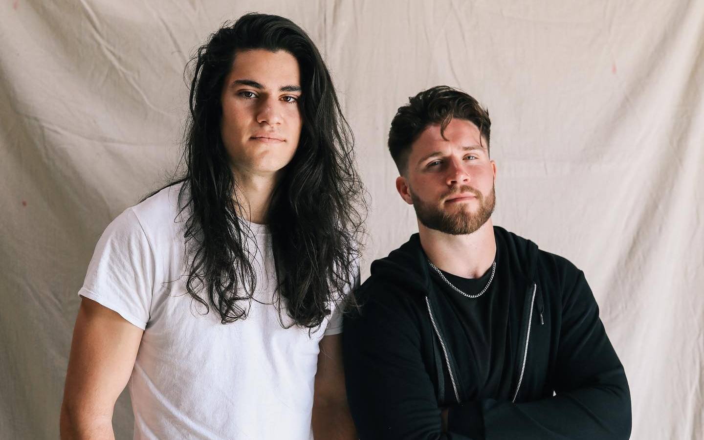 John Michael Howell & Jeremiah Miller – Rabbit Hole