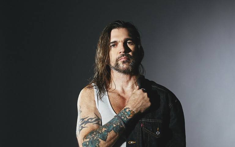 Juanes – Amores Prohibidos