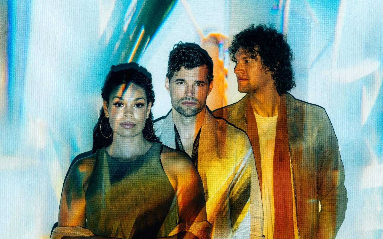 for KING & COUNTRY feat. Jordin Sparks – Love Me Like I Am