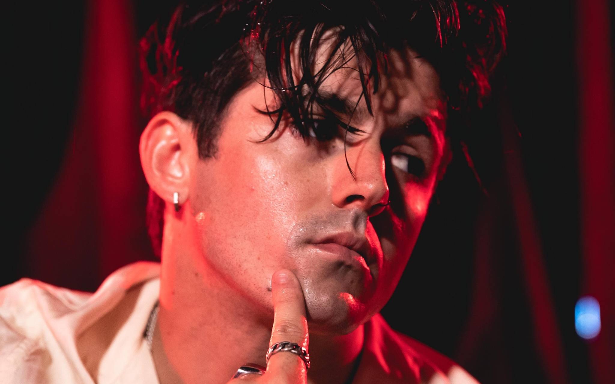 Magic Whatever feat. Lauren Sanderson – Save This City