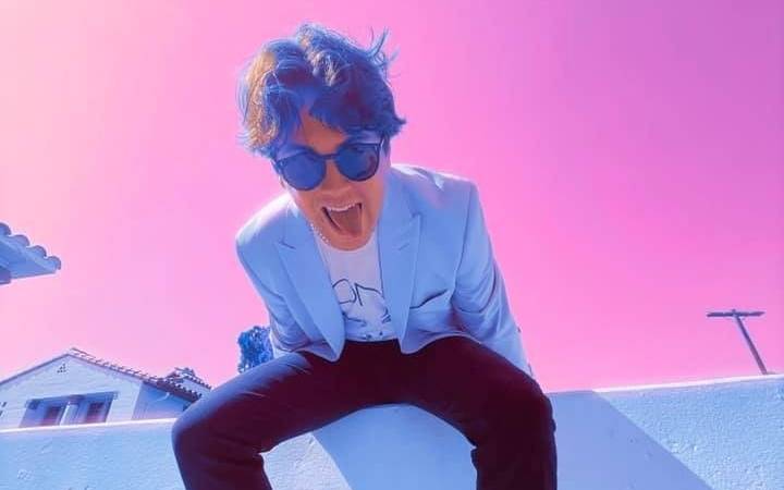 Merchant – Don’t Feel Like Dancing