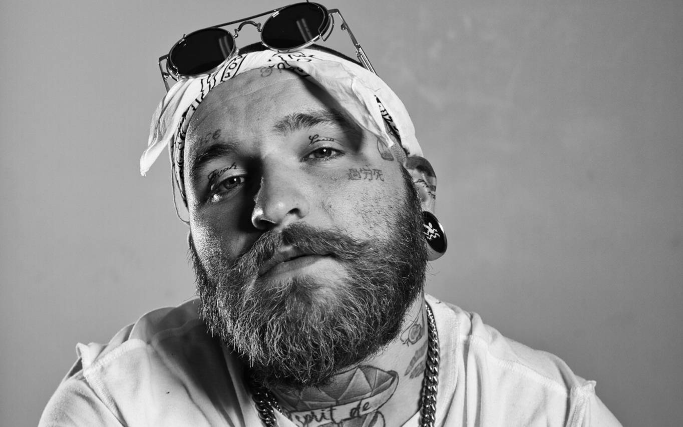 Teddy Swims – Please Turn Green