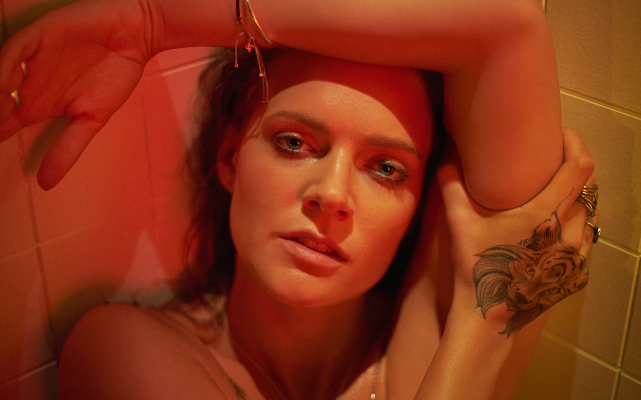 Tove Lo – How Long